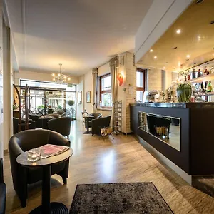 Hotel Corona Hotell