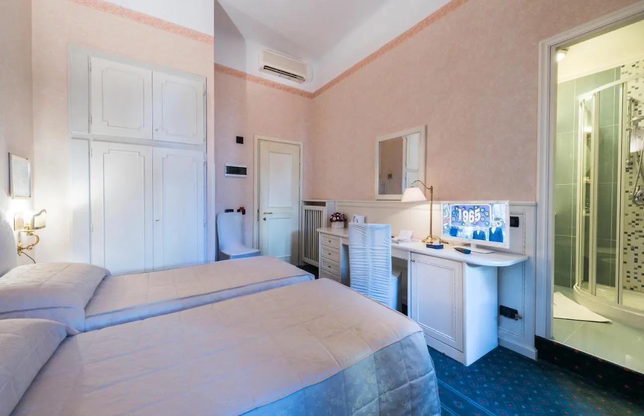 Hotel Miralago Cernobbio 4*,  Italy