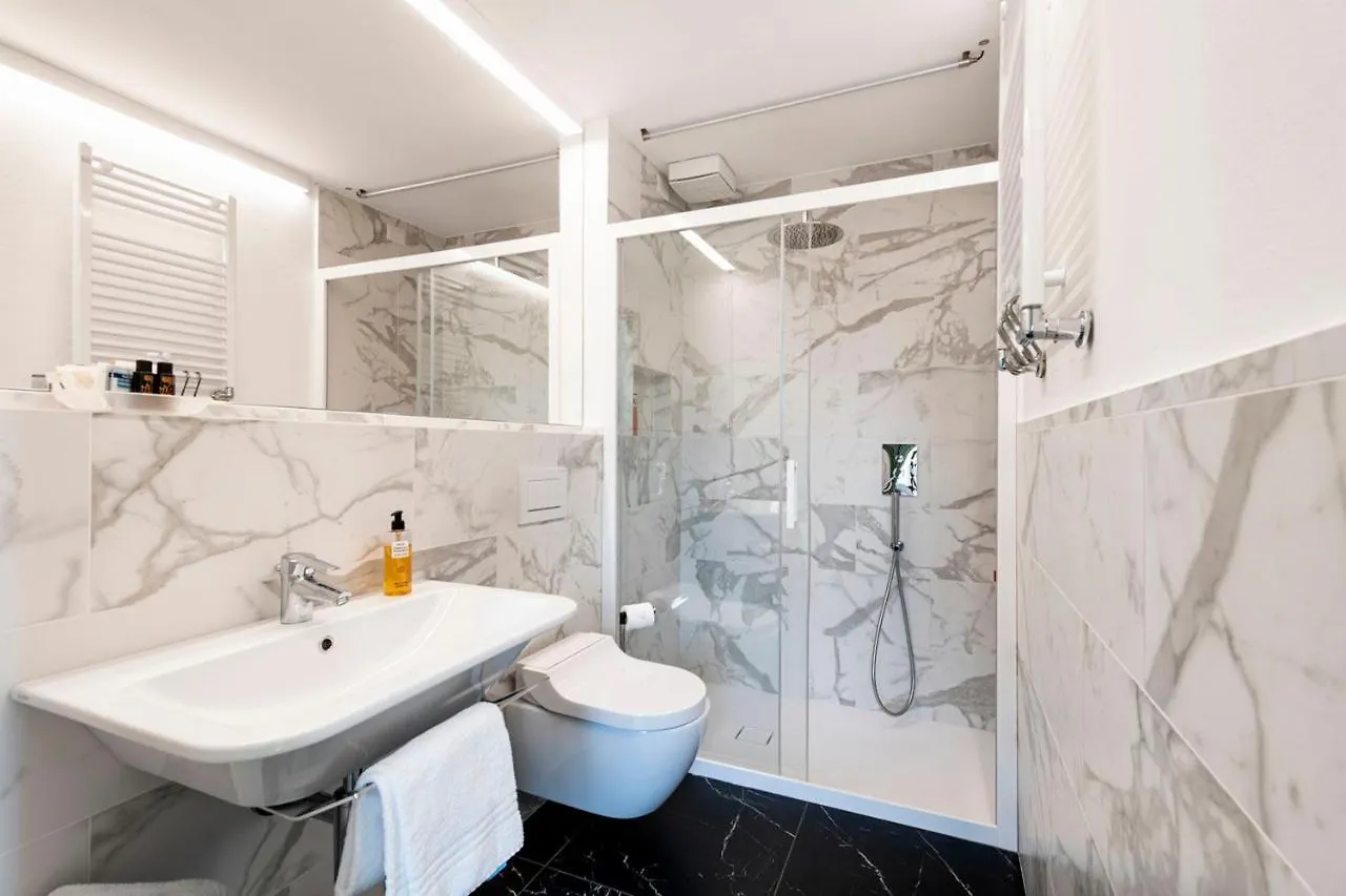 Hotel Miralago Cernobbio